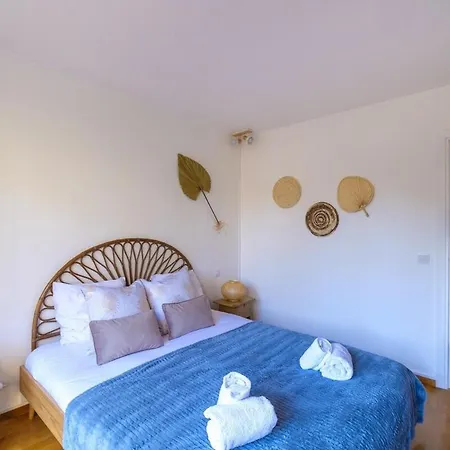 Apartment Le Riviera ~ Jardin ~ Parking ~ Climatisation *