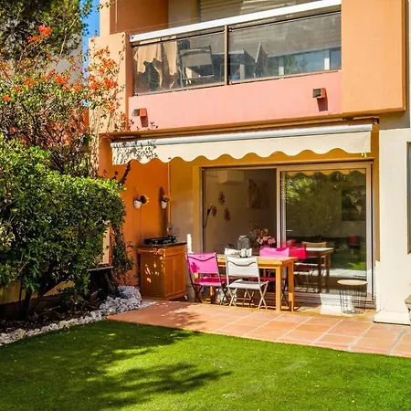 Apartment Le Riviera ~ Jardin ~ Parking ~ Climatisation *