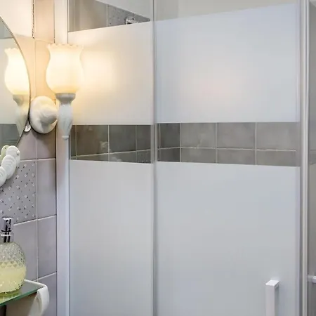 Le Riviera ~ Jardin ~ Parking ~ Climatisation Apartment